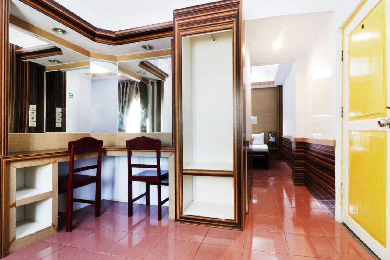 Mutiara Sari Hotel マカッサル エクステリア 写真