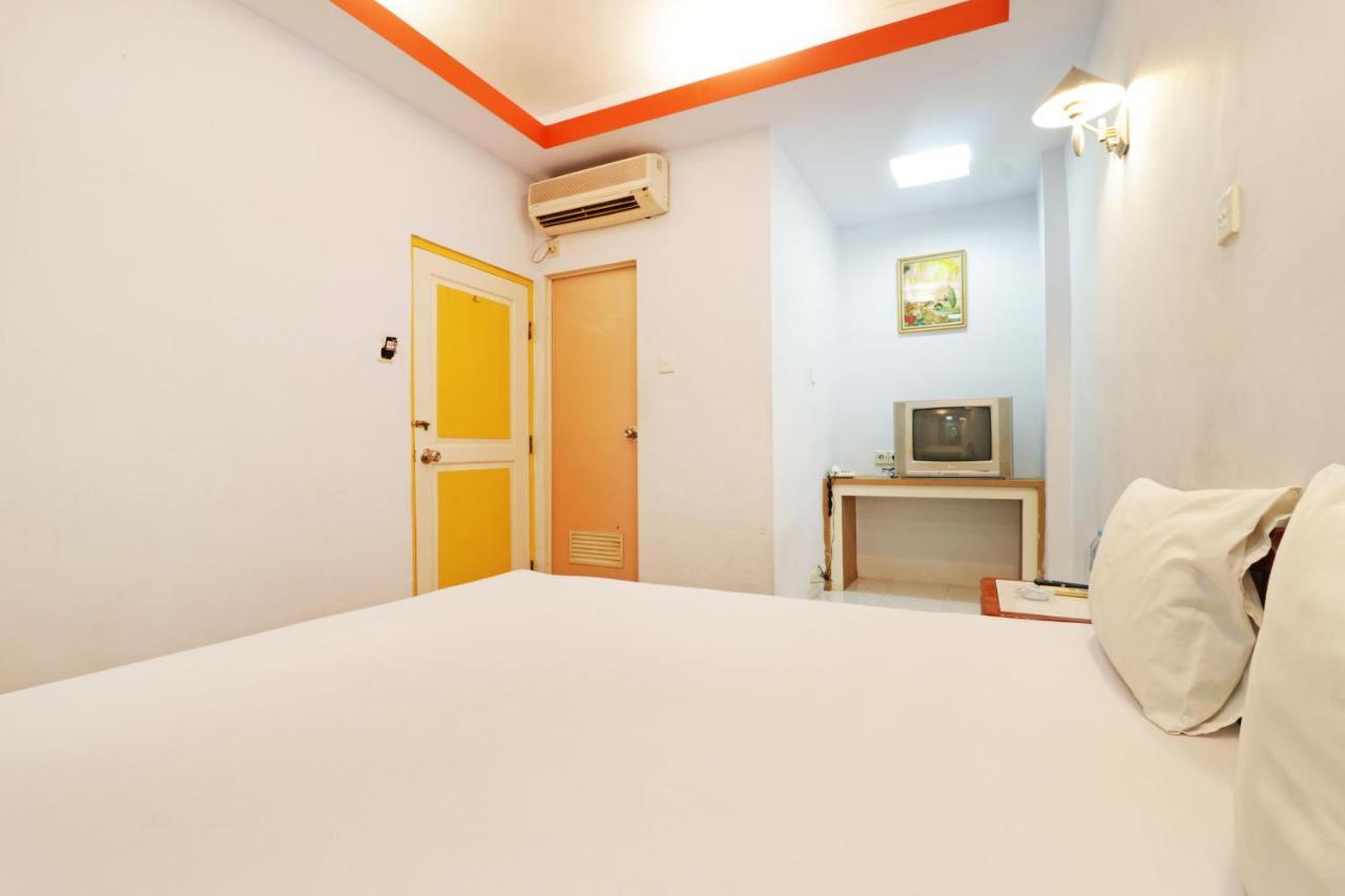 Mutiara Sari Hotel マカッサル エクステリア 写真